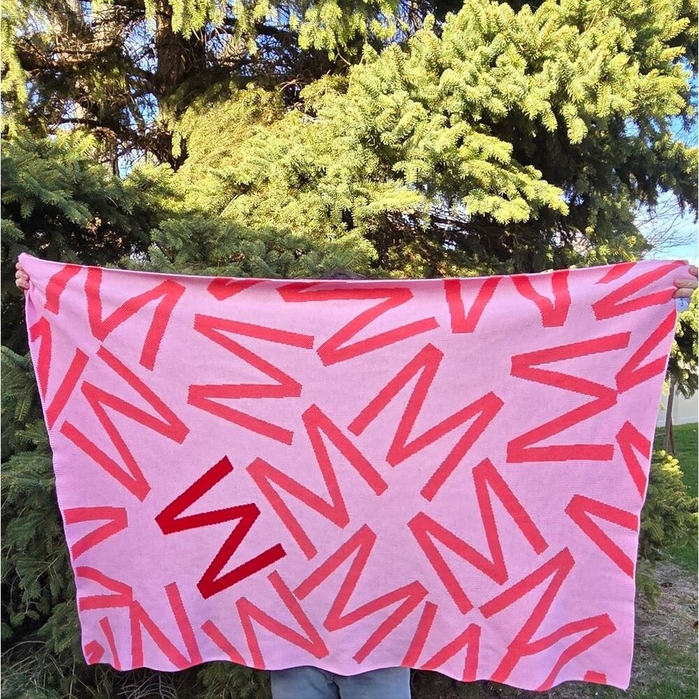 🩷🧡BaubleBar Custom Monogram Knit Blanket - Letter M or W Pink/Red/Orange